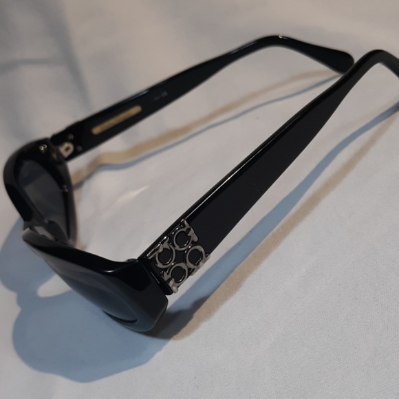 Salvatore Ferragamo Sunglasses main image 5